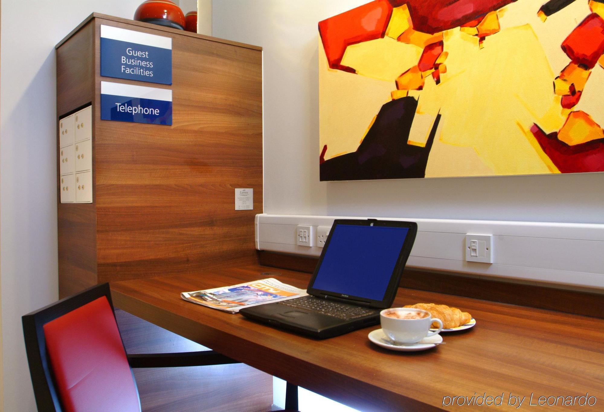 Express Centre By Ihg