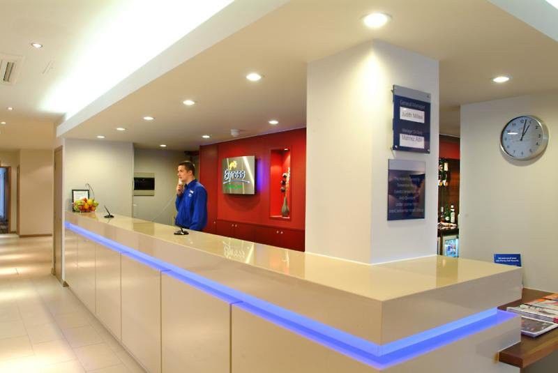 Отель Express Centre By Ihg