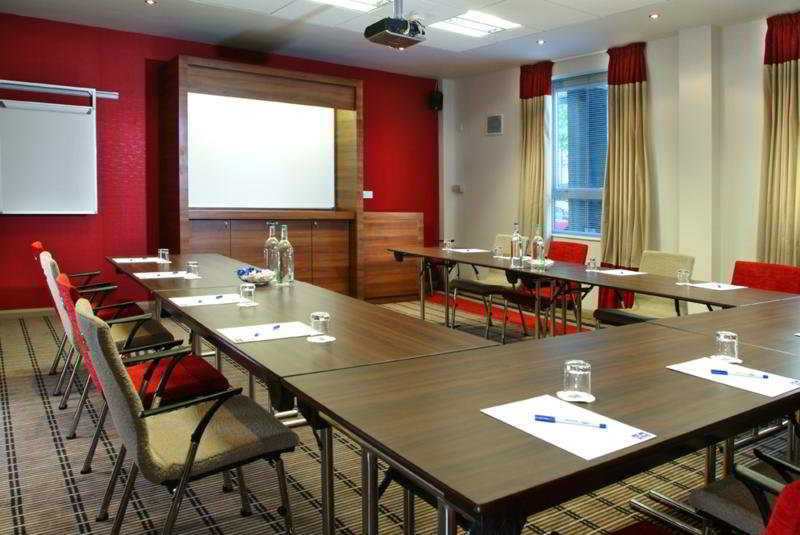 Express Centre By Ihg Отель 3*
