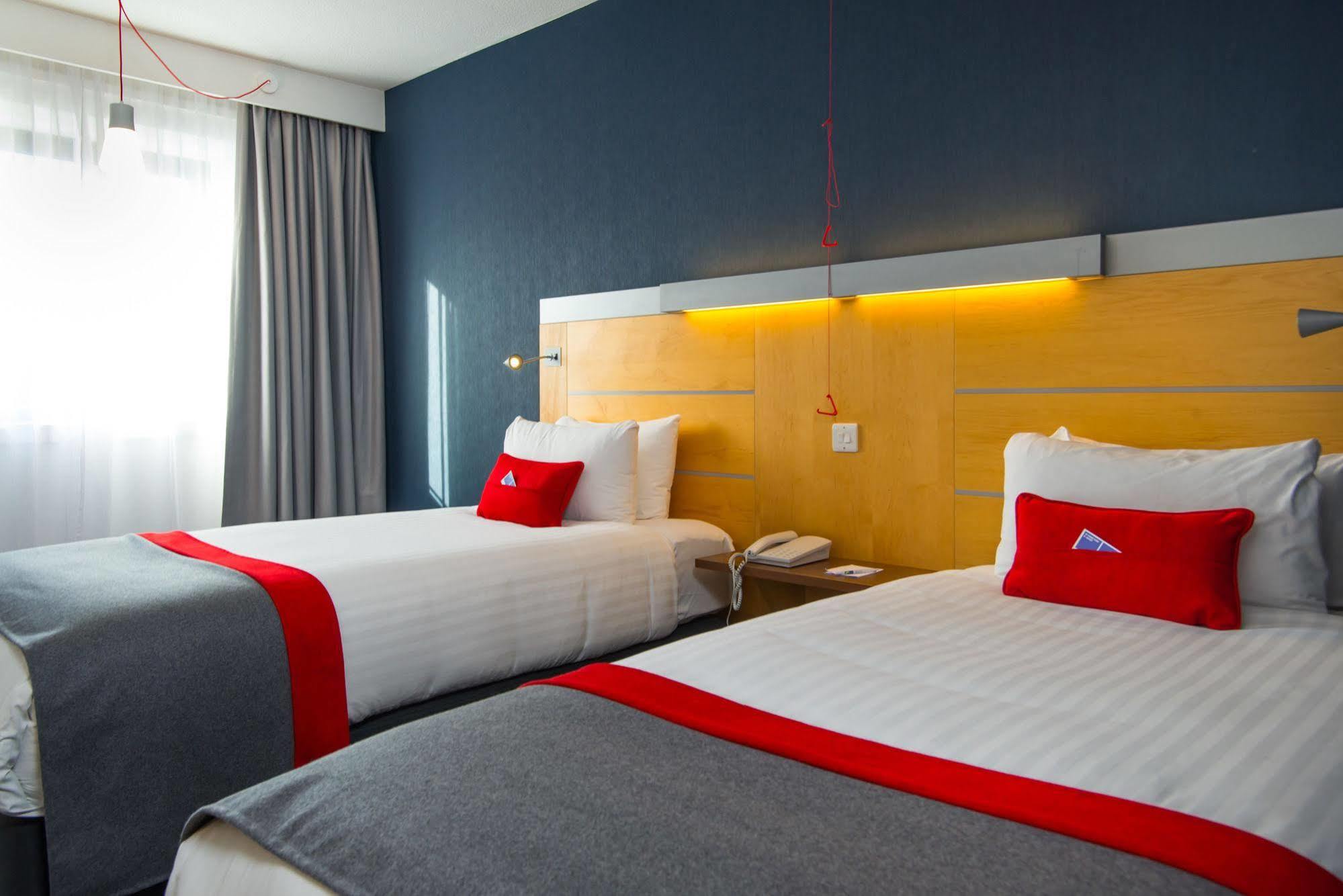 Express Centre By Ihg Отель 3*
