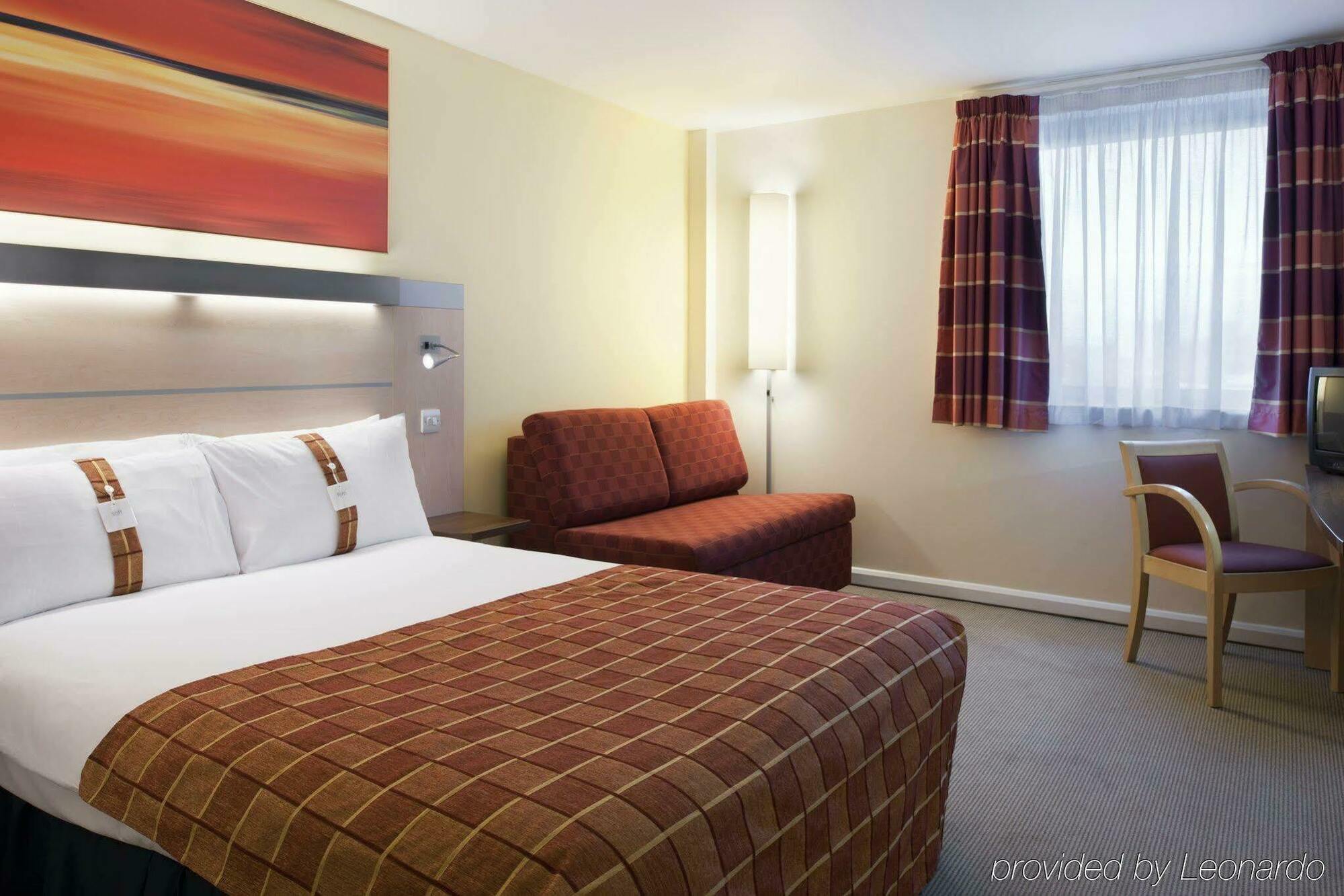 Express Centre By Ihg 3*